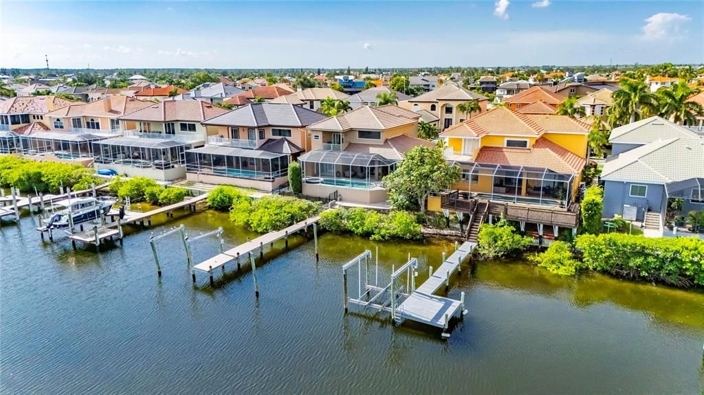 На продажу: $1,299,000 (4 спален, 3 ванн, 3022 Квадратных фут)