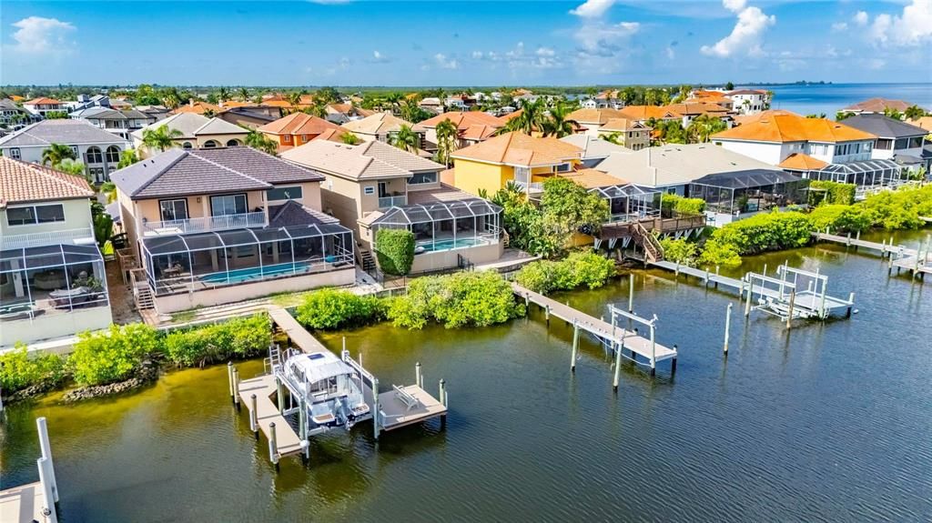 На продажу: $1,299,000 (4 спален, 3 ванн, 3022 Квадратных фут)
