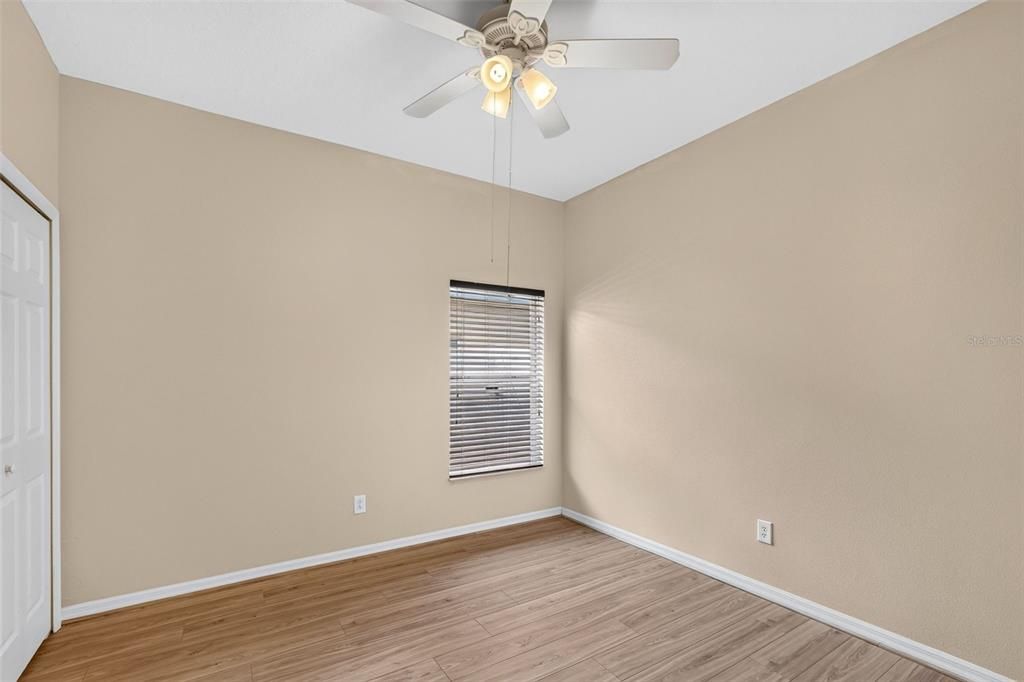 For Sale: $399,000 (4 beds, 3 baths, 2472 Square Feet)