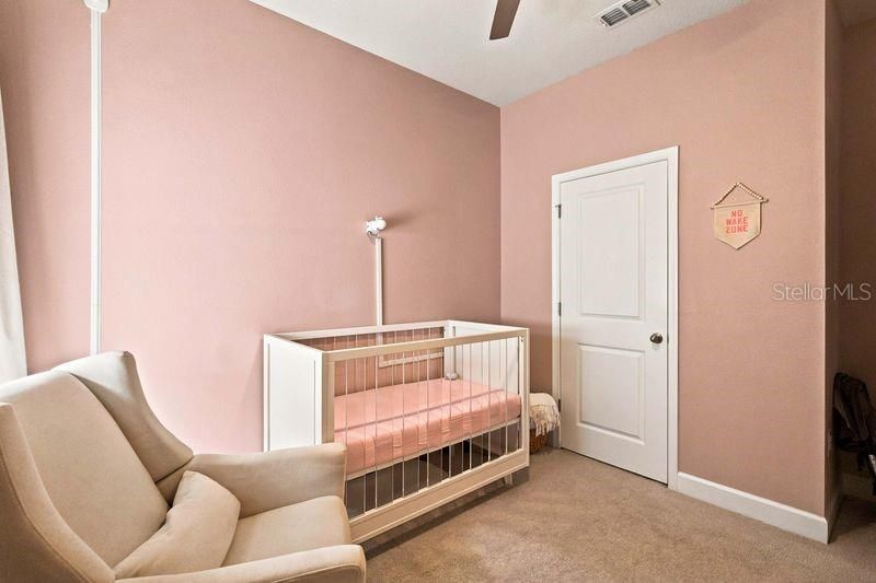 En Venta: $399,900 (4 camas, 2 baños, 2021 Pies cuadrados)