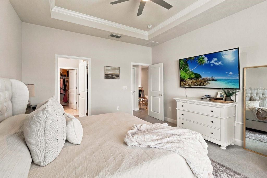 En Venta: $399,900 (4 camas, 2 baños, 2021 Pies cuadrados)