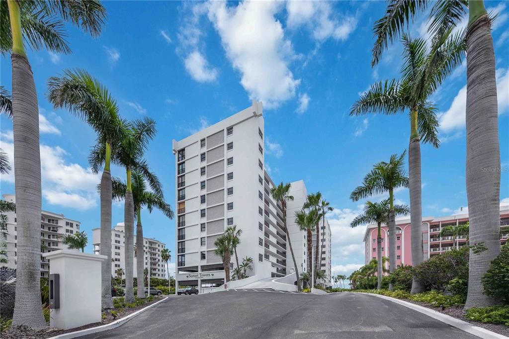 В аренду: $4,800 (2 спален, 2 ванн, 1380 Квадратных фут)