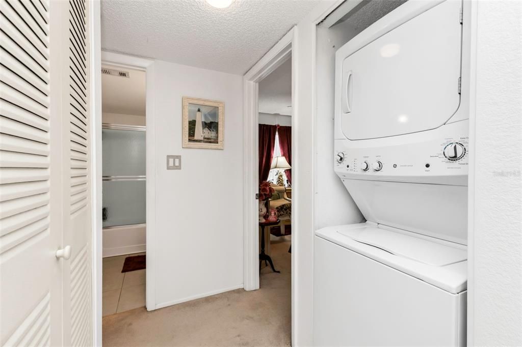 На продажу: $165,000 (3 спален, 2 ванн, 1011 Квадратных фут)