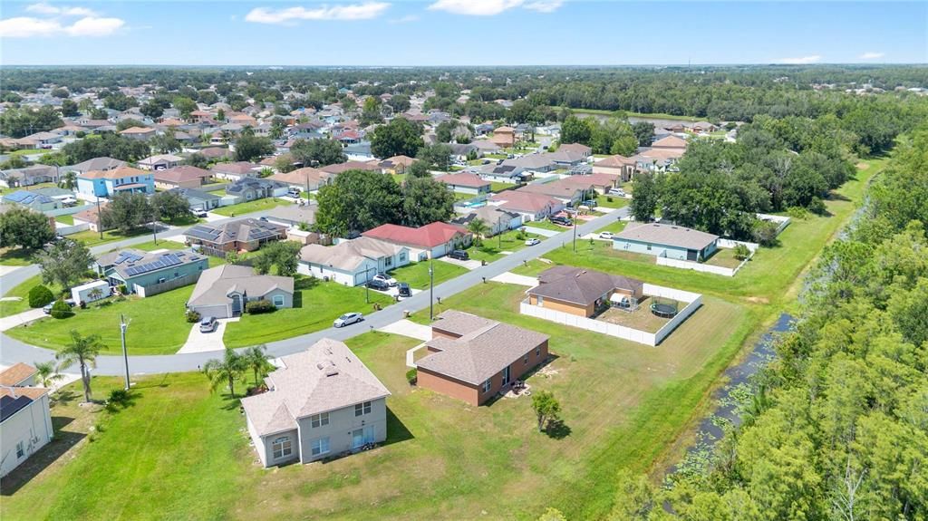 En Venta: $275,000 (4 camas, 2 baños, 1650 Pies cuadrados)