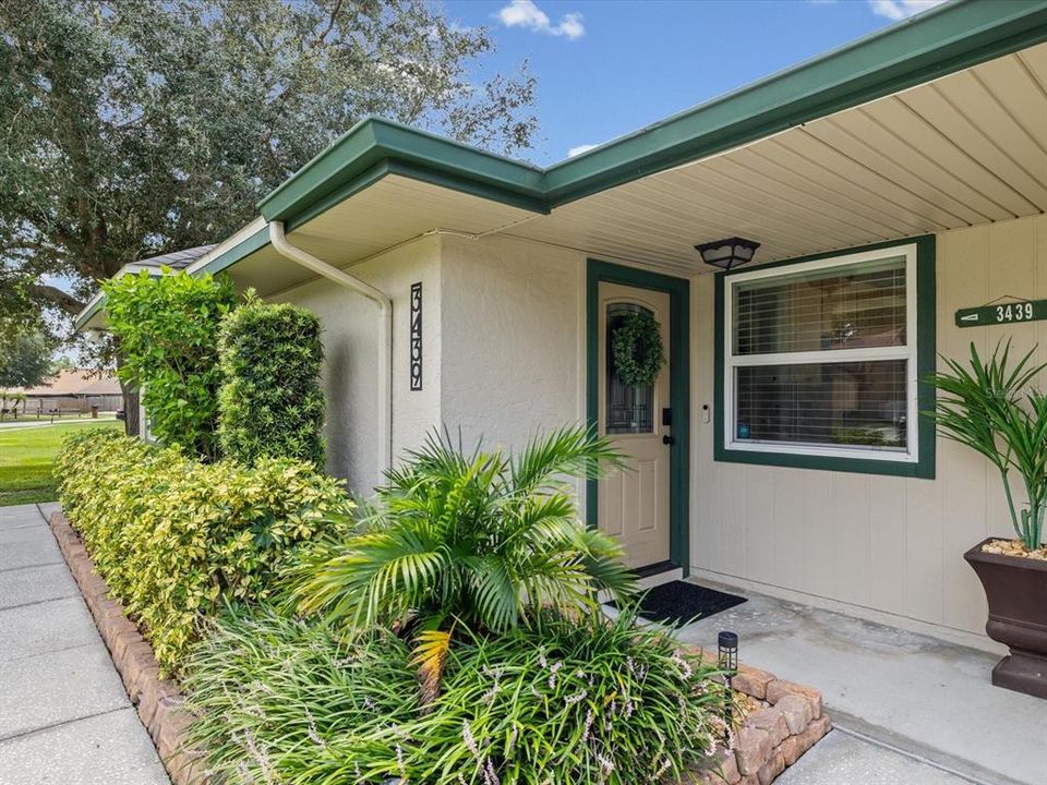 For Sale: $330,000 (3 beds, 2 baths, 1287 Square Feet)