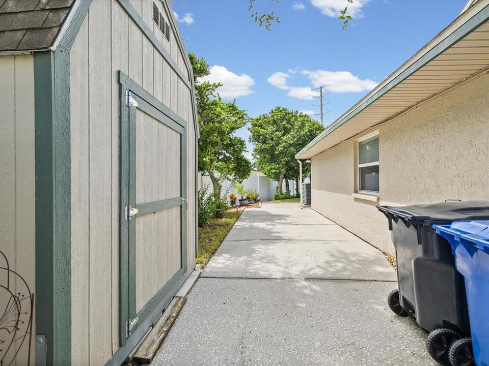 For Sale: $330,000 (3 beds, 2 baths, 1287 Square Feet)