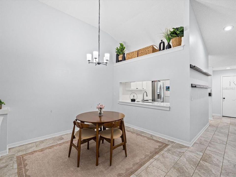 For Sale: $330,000 (3 beds, 2 baths, 1287 Square Feet)