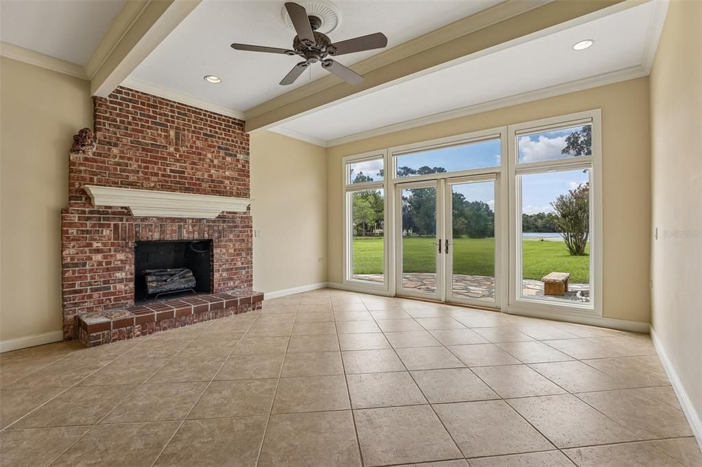 For Sale: $875,000 (3 beds, 3 baths, 2792 Square Feet)