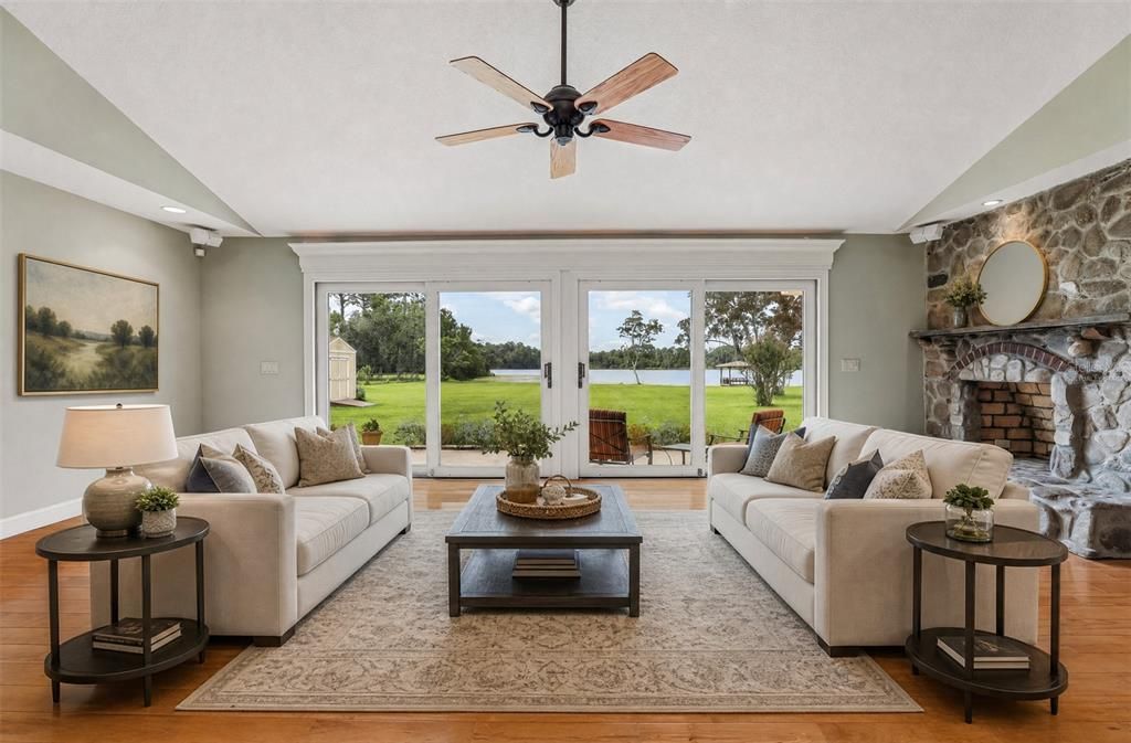 For Sale: $875,000 (3 beds, 3 baths, 2792 Square Feet)