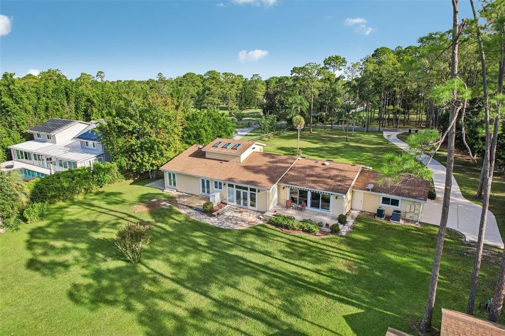 For Sale: $875,000 (3 beds, 3 baths, 2792 Square Feet)