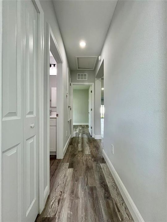 For Rent: $1,600 (3 beds, 2 baths, 1162 Square Feet)