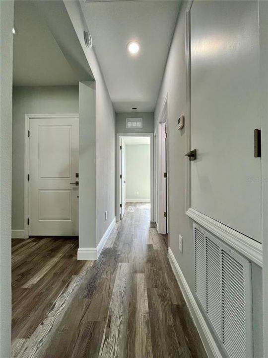 For Rent: $1,600 (3 beds, 2 baths, 1162 Square Feet)