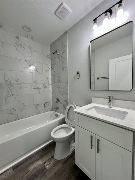 For Rent: $1,600 (3 beds, 2 baths, 1162 Square Feet)