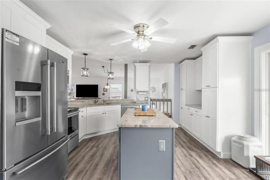 В аренду: $5,975 (4 спален, 3 ванн, 3064 Квадратных фут)