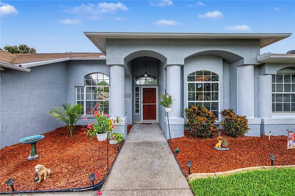 For Sale: $420,000 (3 beds, 2 baths, 1984 Square Feet)