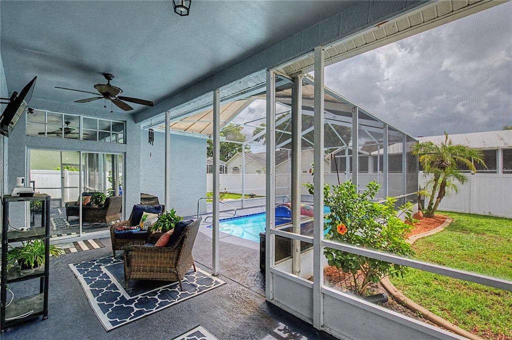 For Sale: $420,000 (3 beds, 2 baths, 1984 Square Feet)