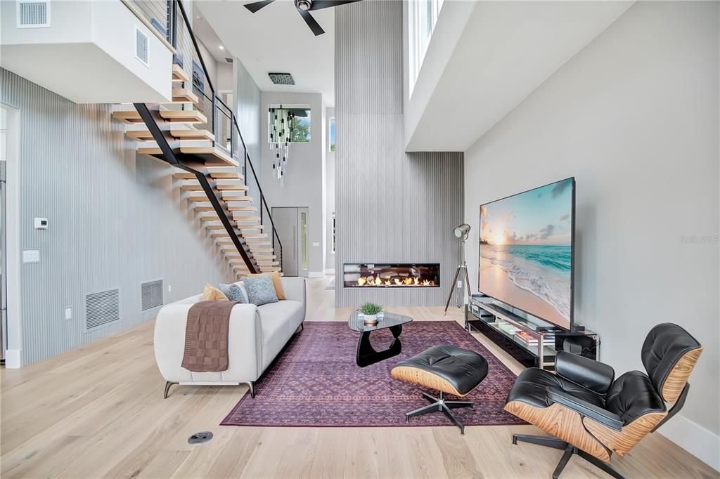 For Sale: $1,600,000 (3 beds, 2 baths, 2733 Square Feet)