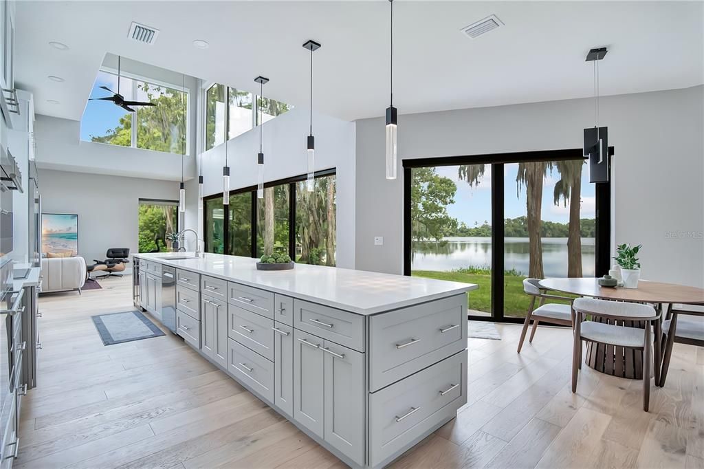 For Sale: $1,600,000 (3 beds, 2 baths, 2733 Square Feet)