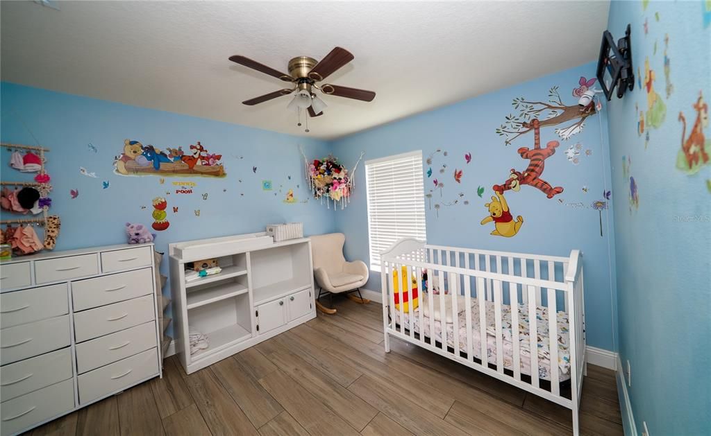 For Sale: $375,000 (4 beds, 2 baths, 1604 Square Feet)