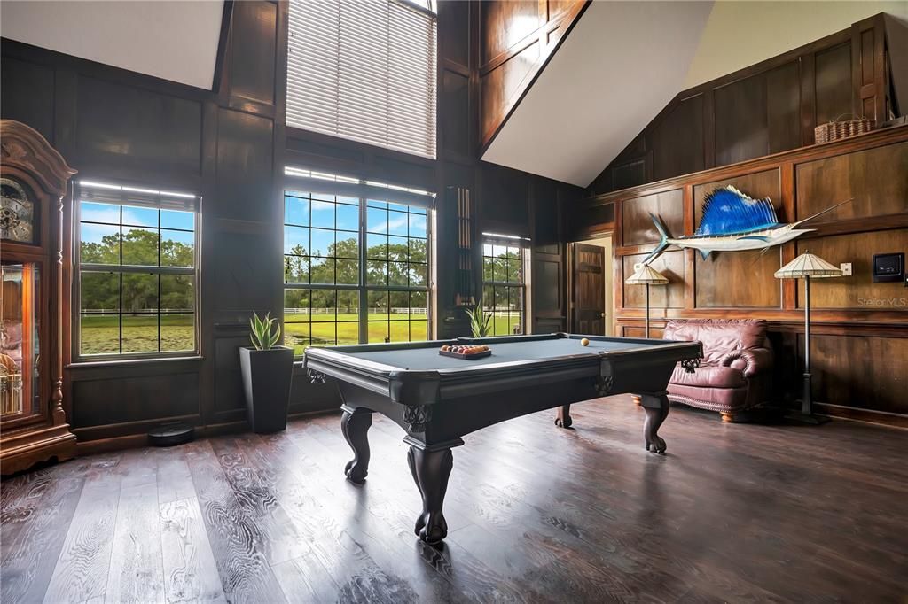 For Sale: $2,000,000 (5 beds, 6 baths, 8715 Square Feet)