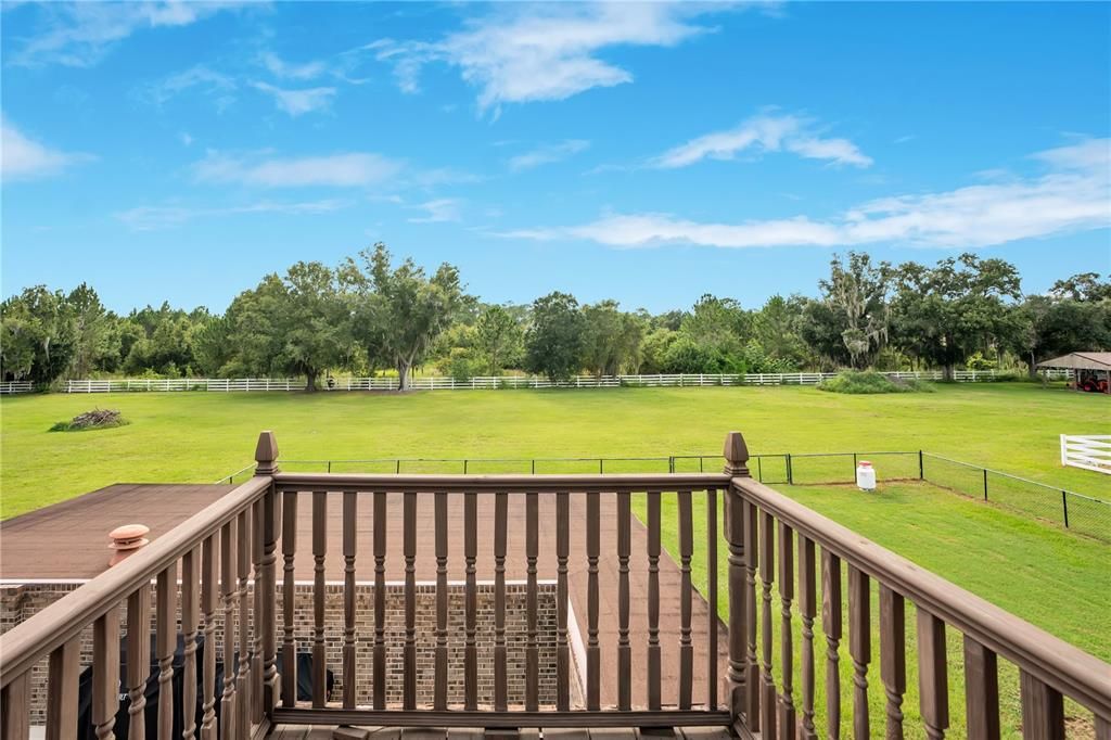 For Sale: $2,000,000 (5 beds, 6 baths, 8715 Square Feet)