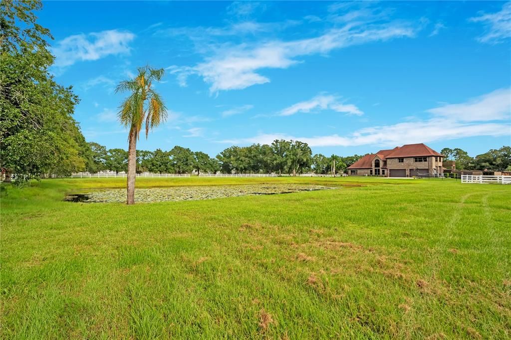 For Sale: $2,000,000 (5 beds, 6 baths, 8715 Square Feet)