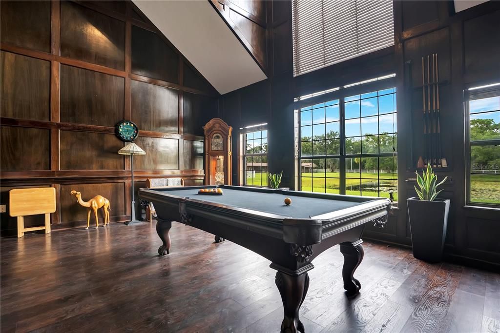 For Sale: $2,000,000 (5 beds, 6 baths, 8715 Square Feet)