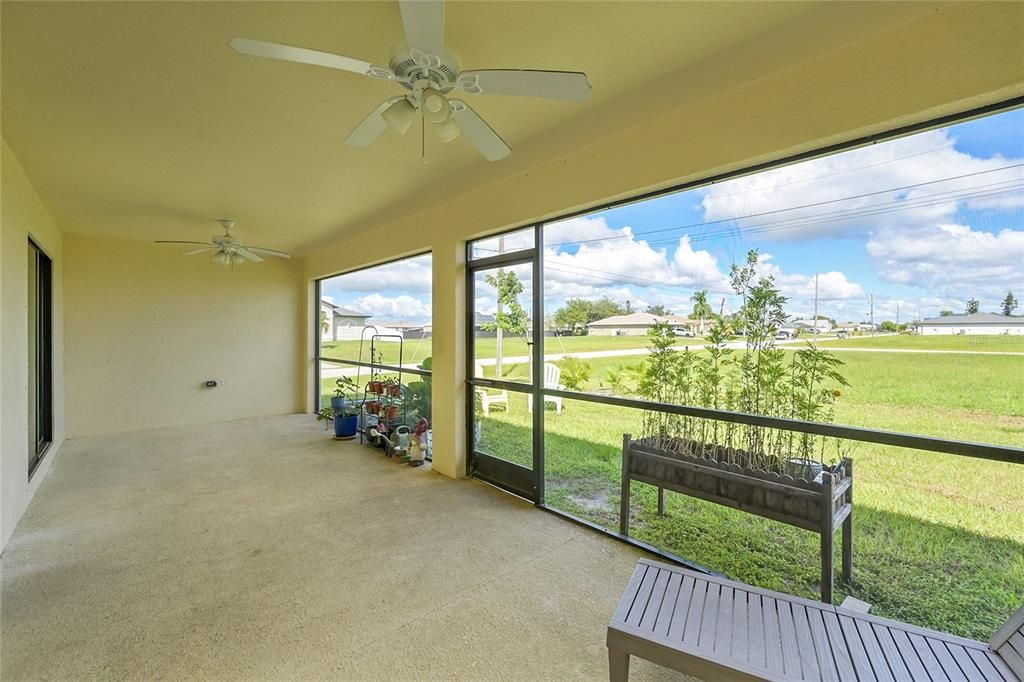 For Sale: $330,000 (4 beds, 2 baths, 1866 Square Feet)