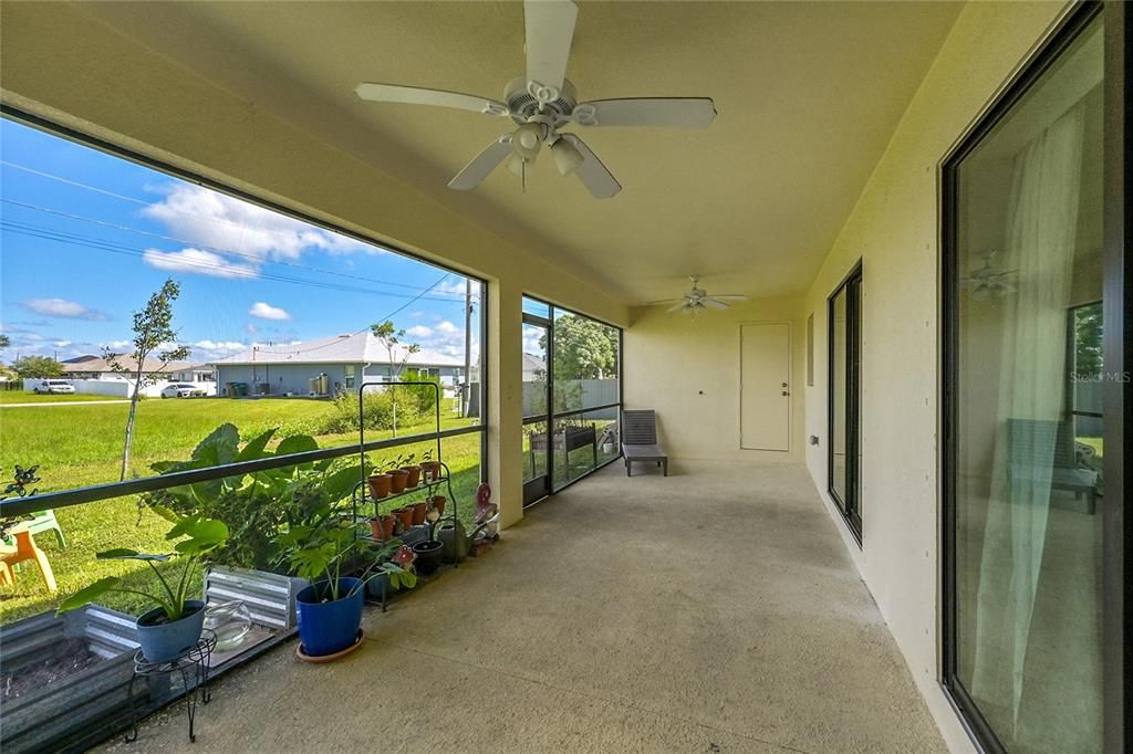 For Sale: $330,000 (4 beds, 2 baths, 1866 Square Feet)
