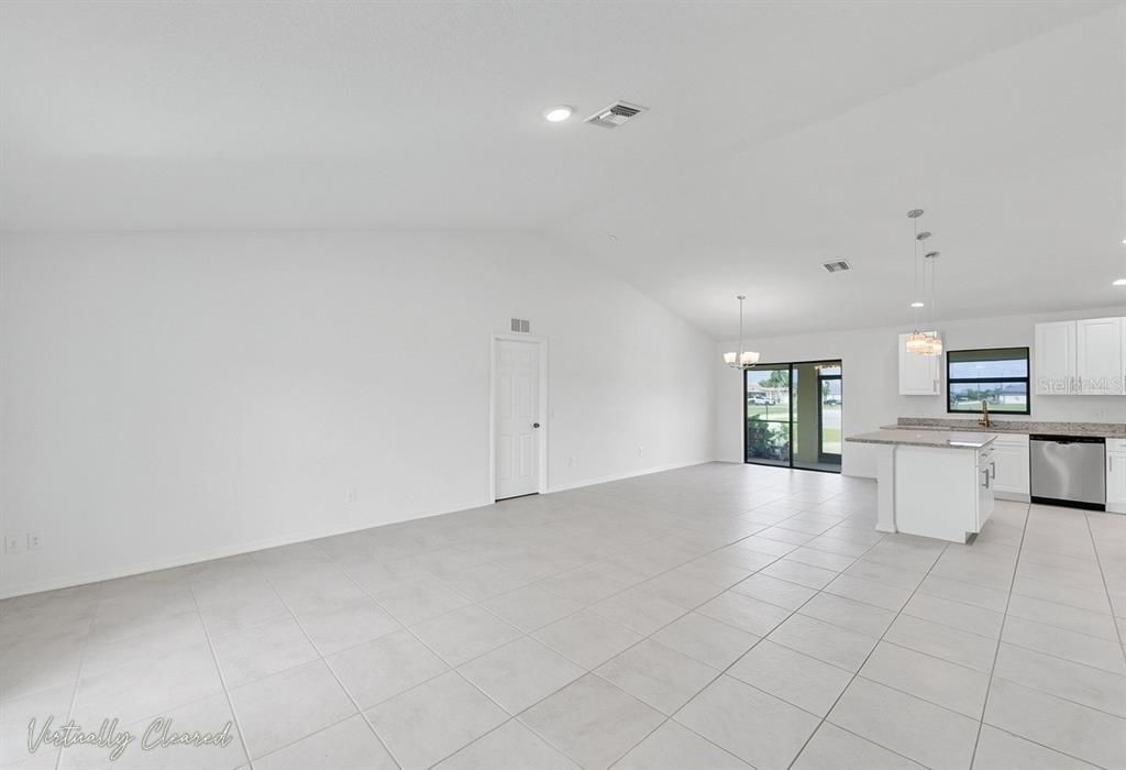 For Sale: $330,000 (4 beds, 2 baths, 1866 Square Feet)