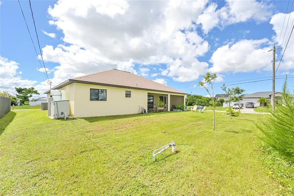 For Sale: $330,000 (4 beds, 2 baths, 1866 Square Feet)
