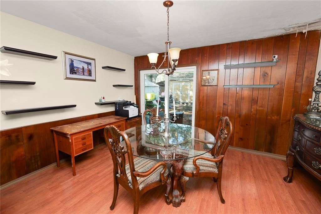 En Venta: $225,000 (3 camas, 1 baños, 1240 Pies cuadrados)