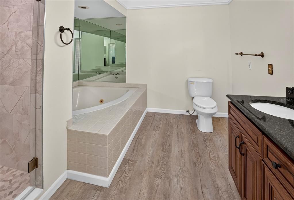 En Venta: $399,900 (2 camas, 2 baños, 1750 Pies cuadrados)