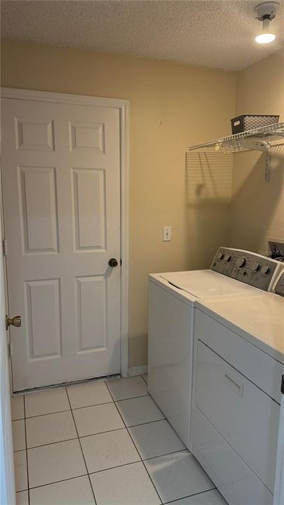 For Rent: $2,100 (3 beds, 2 baths, 2230 Square Feet)