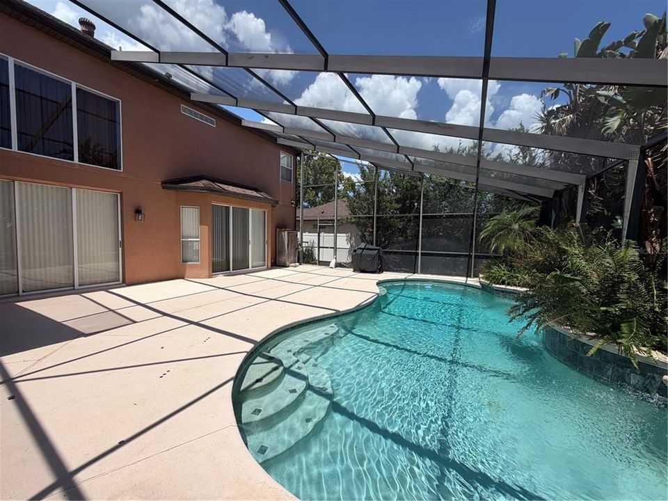 En Venta: $700,000 (5 camas, 3 baños, 3253 Pies cuadrados)