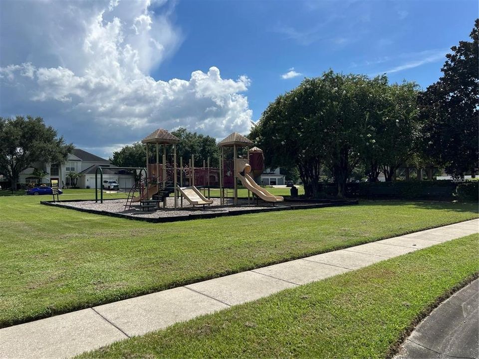 En Venta: $700,000 (5 camas, 3 baños, 3253 Pies cuadrados)