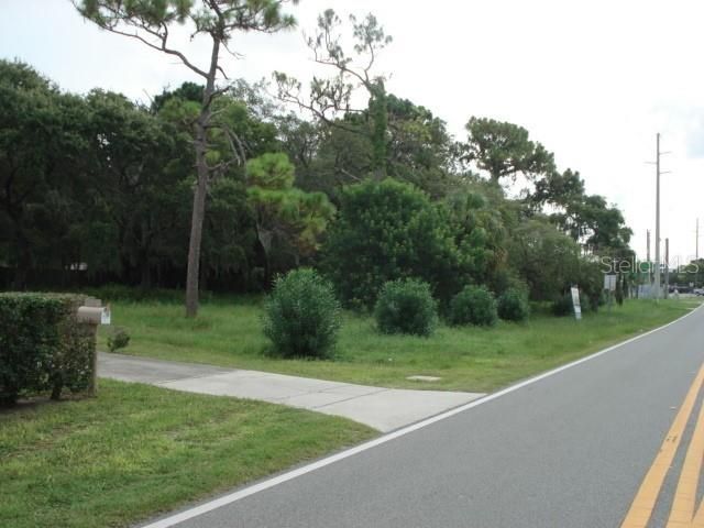На продажу: $150,000 (0.66 acres)