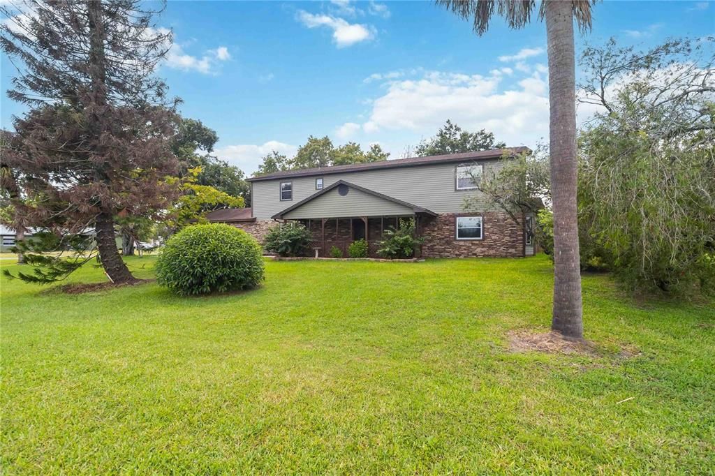 For Sale: $525,000 (4 beds, 2 baths, 2498 Square Feet)