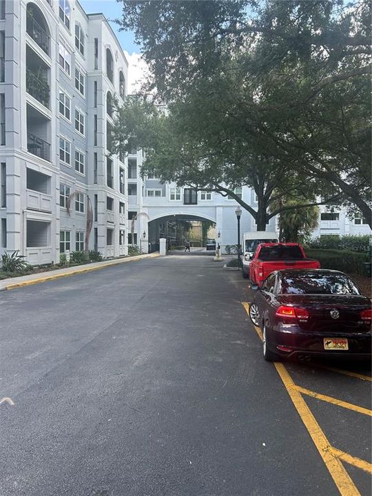 For Rent: $1,525 (1 beds, 1 baths, 667 Square Feet)