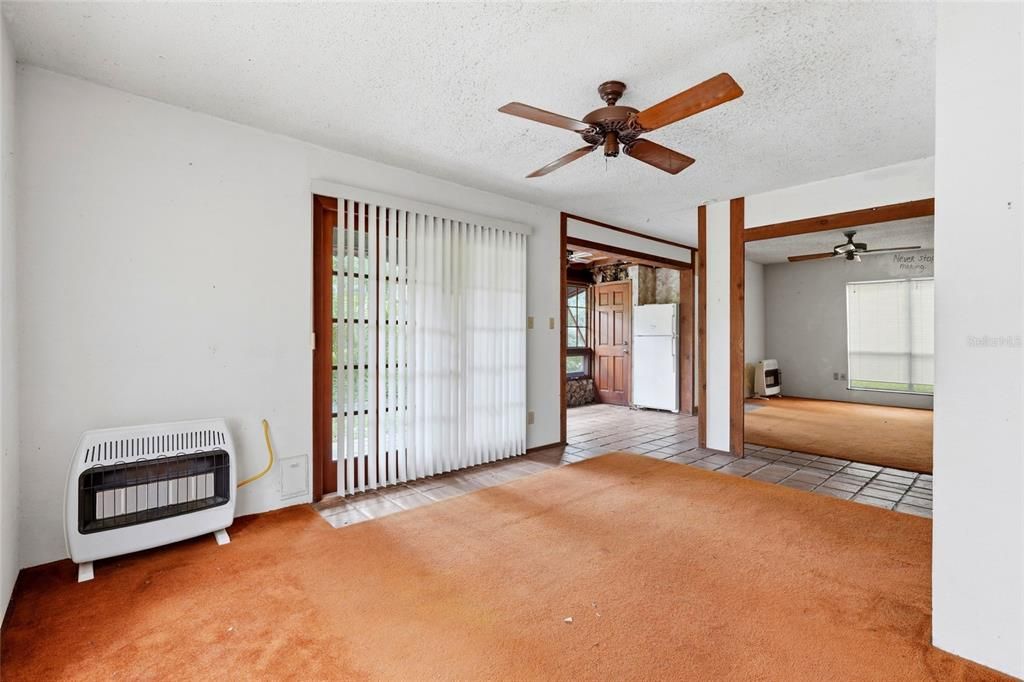 En Venta: $250,000 (2 camas, 2 baños, 1598 Pies cuadrados)
