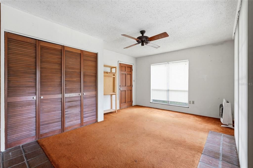 En Venta: $250,000 (2 camas, 2 baños, 1598 Pies cuadrados)