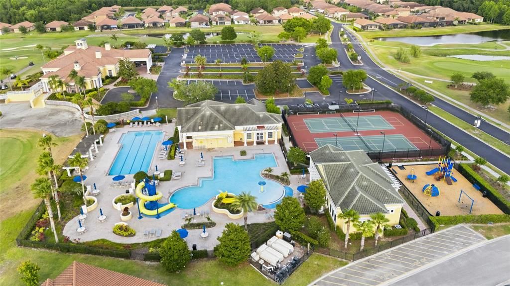 En Venta: $419,000 (4 camas, 3 baños, 2006 Pies cuadrados)
