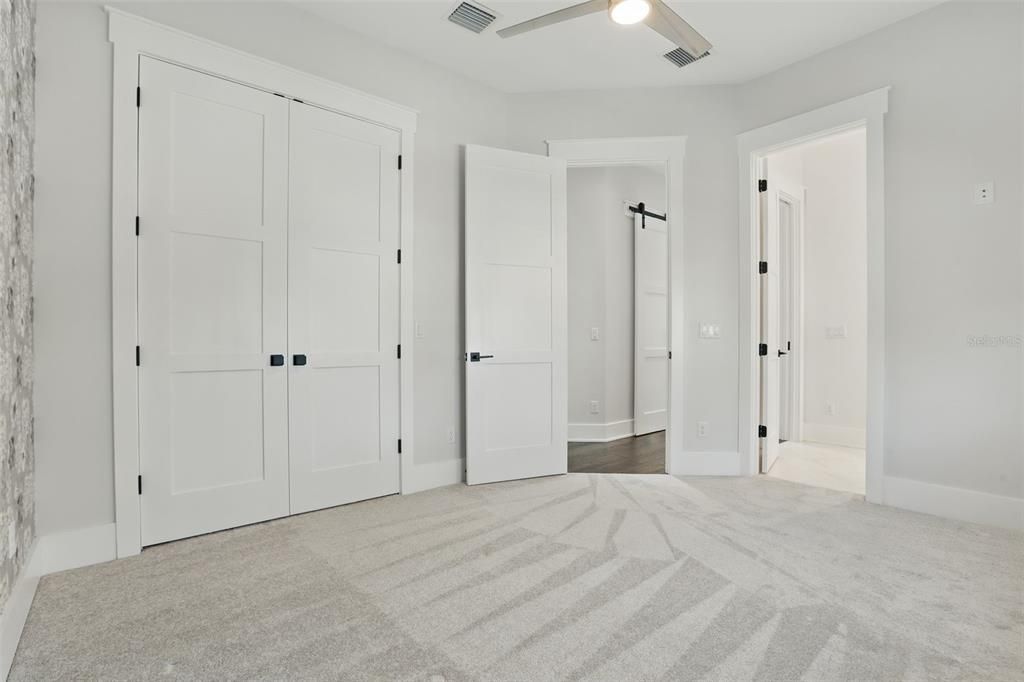 For Rent: $10,000 (6 beds, 4 baths, 3806 Square Feet)