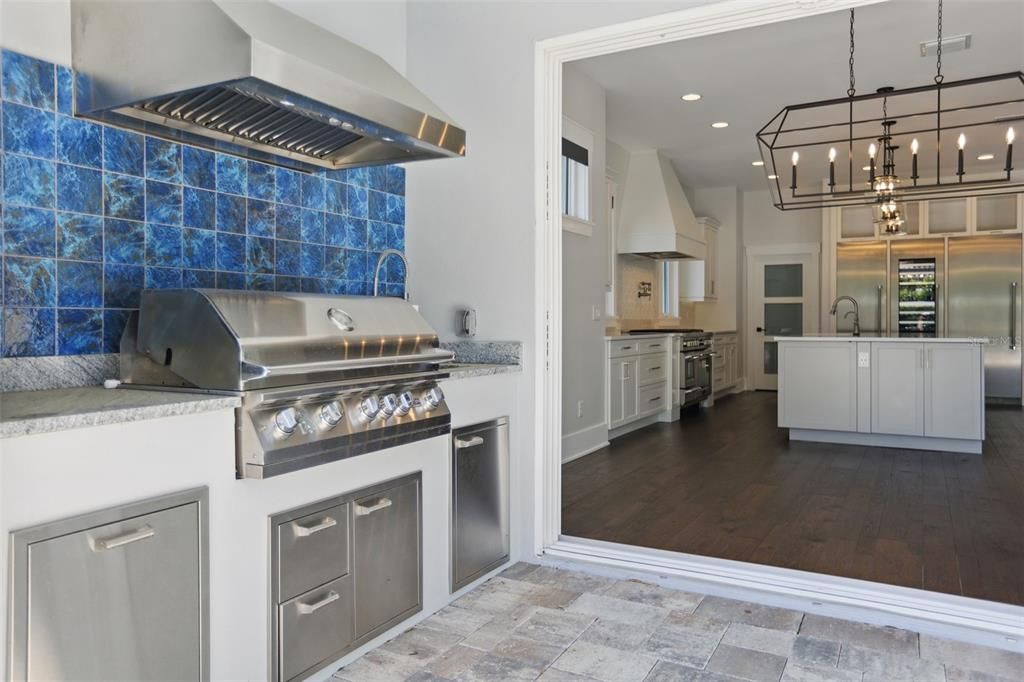 For Rent: $10,000 (6 beds, 4 baths, 3806 Square Feet)