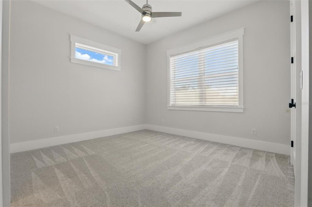 For Rent: $10,000 (6 beds, 4 baths, 3806 Square Feet)