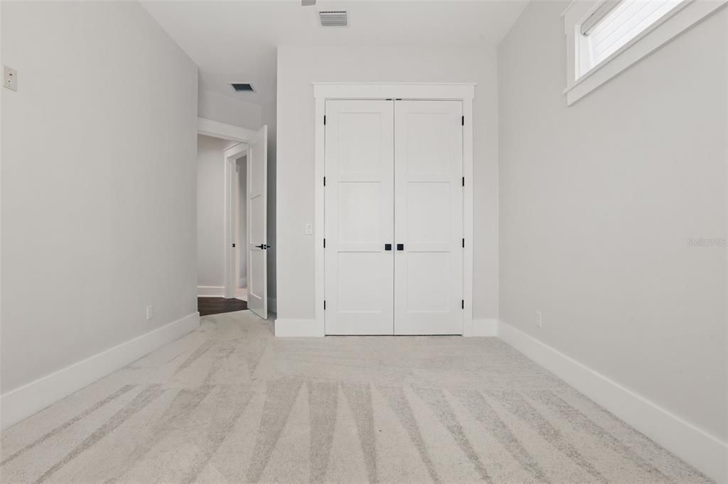 For Rent: $10,000 (6 beds, 4 baths, 3806 Square Feet)
