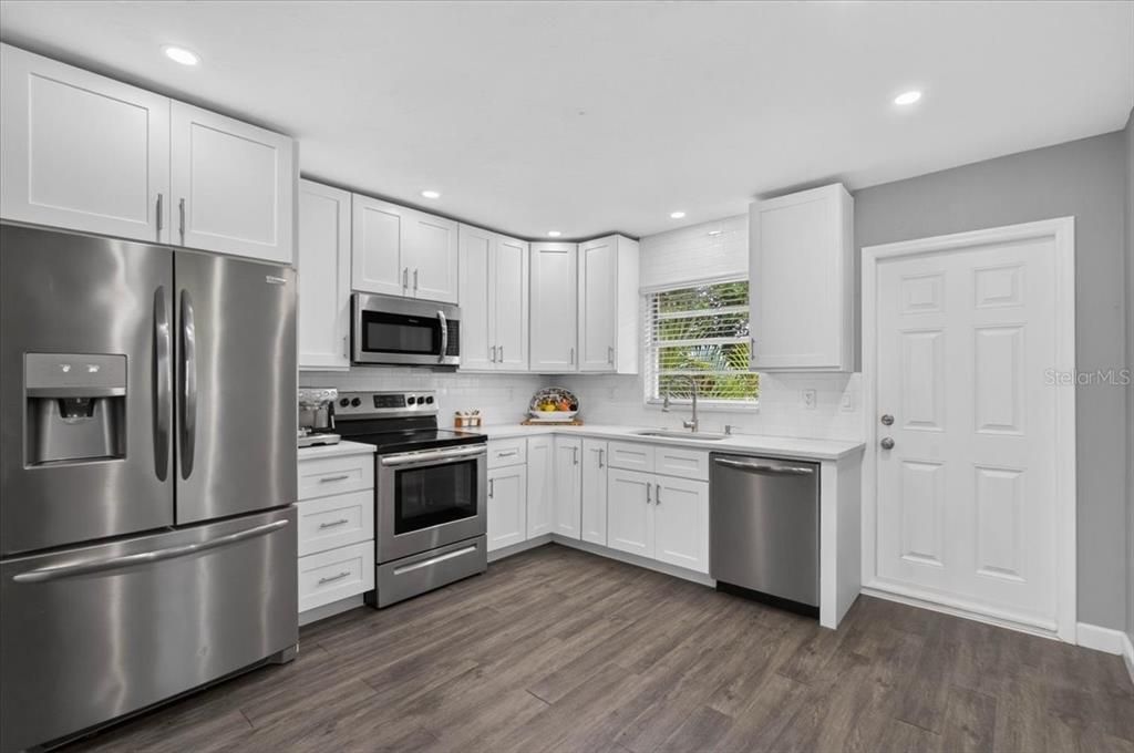 En Venta: $525,000 (4 camas, 0 baños, 1680 Pies cuadrados)
