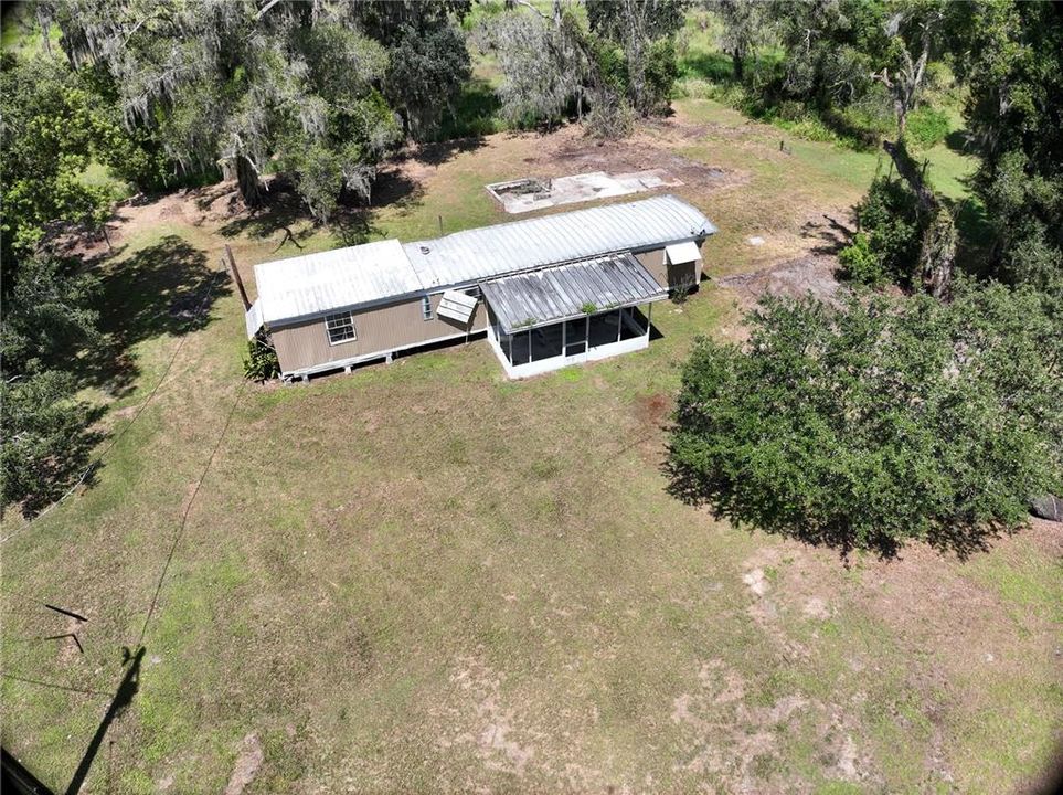 For Sale: $115,000 (2 beds, 1 baths, 672 Square Feet)