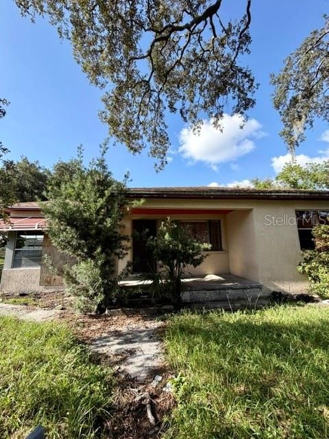 Active With Contract: $275,000 (2 beds, 1 baths, 1109 Square Feet)