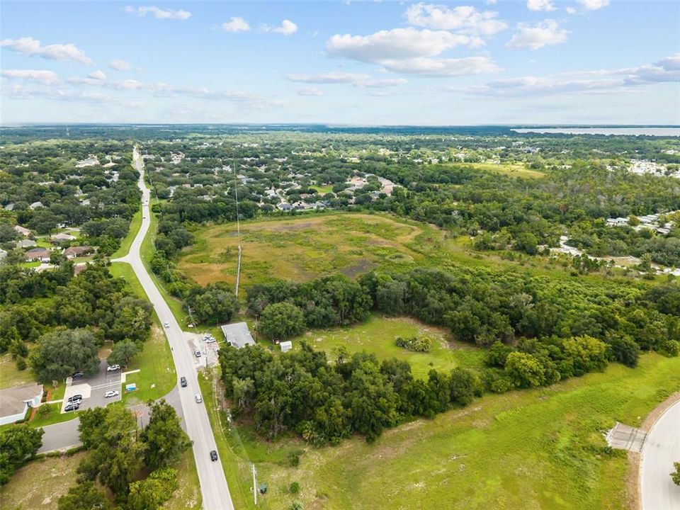 En Venta: $1,950,000 (9.54 acres)